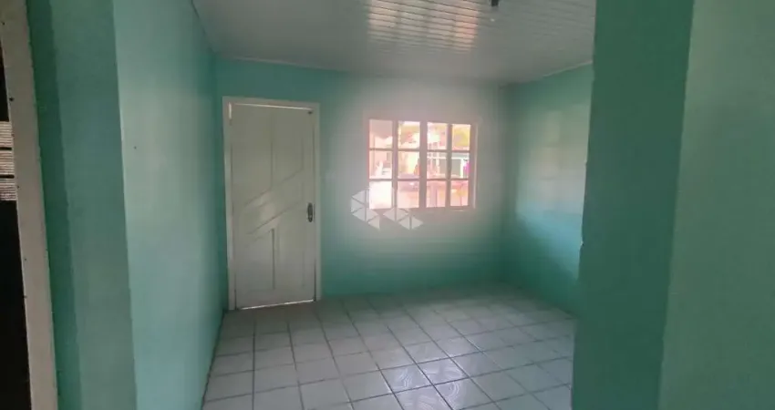 CASA COM 3 DORMITÓRIOS, 1 BANHEIRO E 1 VAGA DE GARAGEM COBERTA PARA VENDER POR R$ 250.000,00.