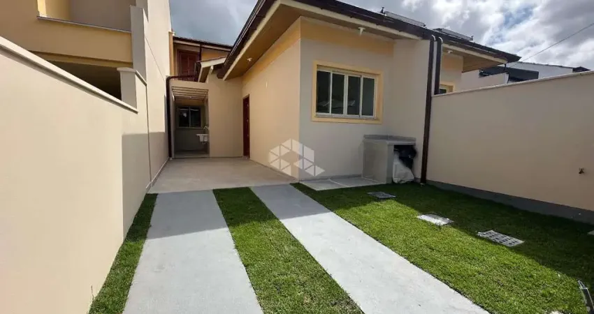 Casa geminada com 2 dormitórios, sendo 1 suíte em são josé sc, bairro forquilhas