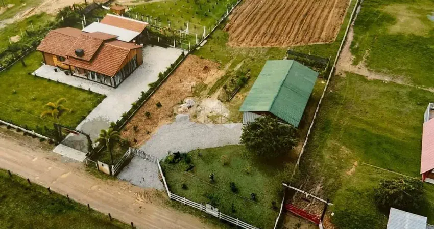 Sítio com 2.686 m² e uma casa de 2 quartos em canelinha sc, bairro galera à venda.