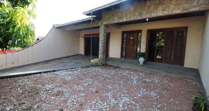 Casa com 3 dormitórios à venda, 200 m² por R$ 780.000,00 - Estância Velha - Canoas/RS