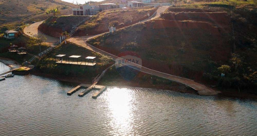 Terreno de 320m² no Condomínio Marina Café com vista para Represa João Penido