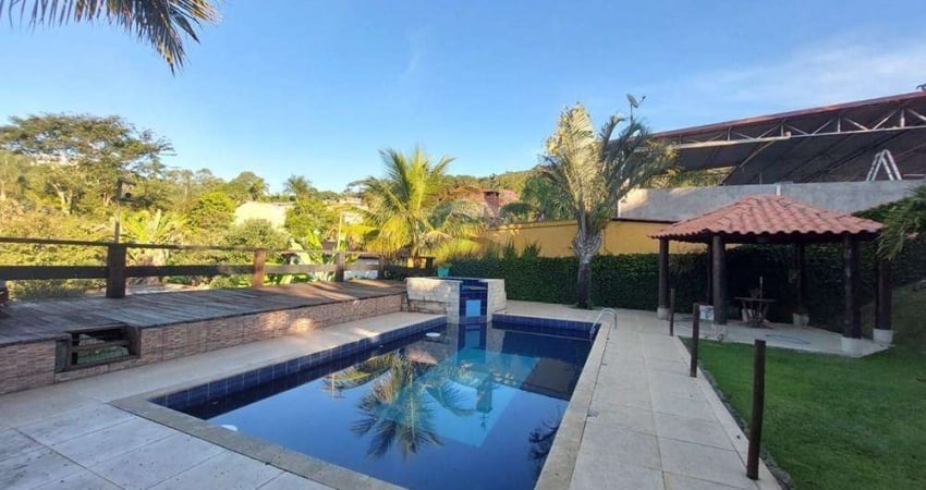 Granja com terreno de 1250m² Cond. Fazendinhas do Ipiranga