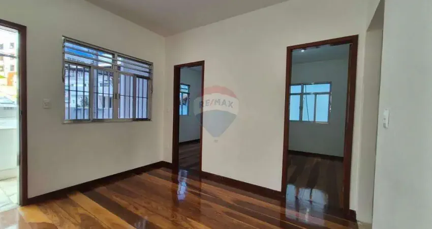 Aluguel casa residencial ou comercial, 4 quartos, próxima à UFJF, Juiz de Fora!