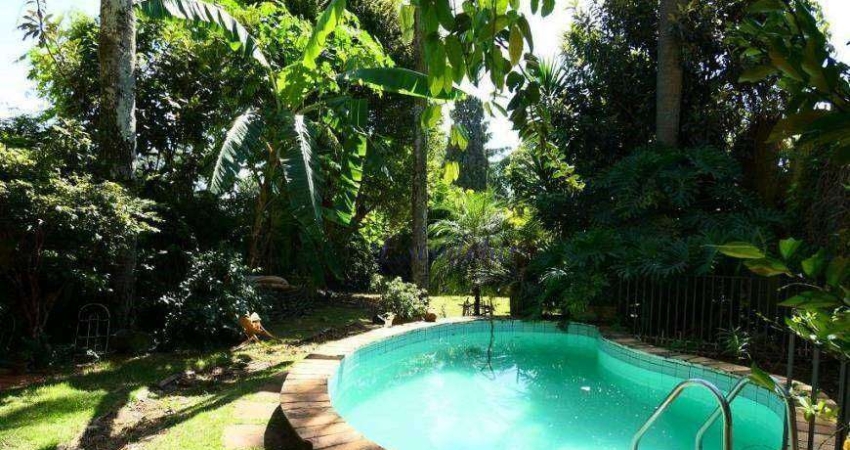Casa á venda no Alto da Lapa com Piscina