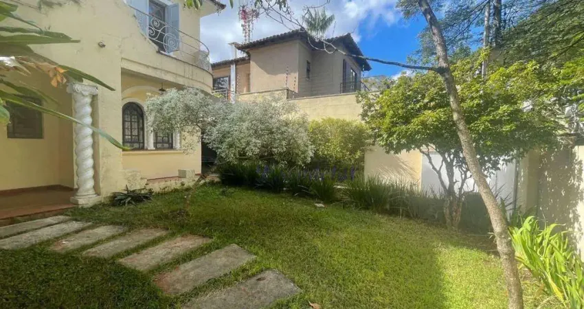 Casa com 4 Dormitórios sendo 2 Suítes para Alugar, 260 m² no Jardim Paulista