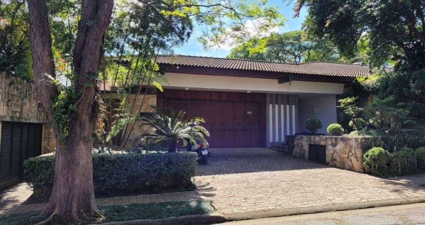 Casa para comprar com 4 quartos(2 suítes), quadra tenis, 7 vagas, 598m² - Jardim Guedala, São Paulo SP
