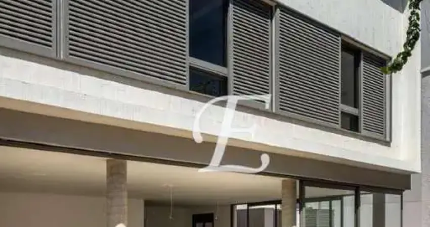 Casa em Condominio com 4 Suites  à Venda, 620 m² no  Jardim Europa