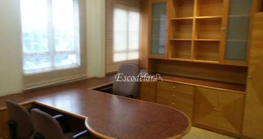 Prédio de 385m², a venda. com 11 banheiros, 5 vagas em pinheiros.