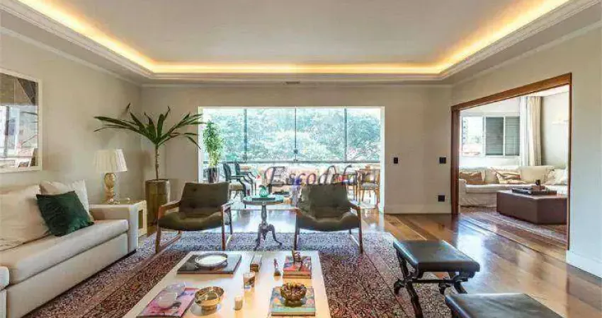 Apartamento Reformado com  3 suítes/ 4 vagas à venda, 305 m²  - Moema Pássaros  - São Paulo/SP
