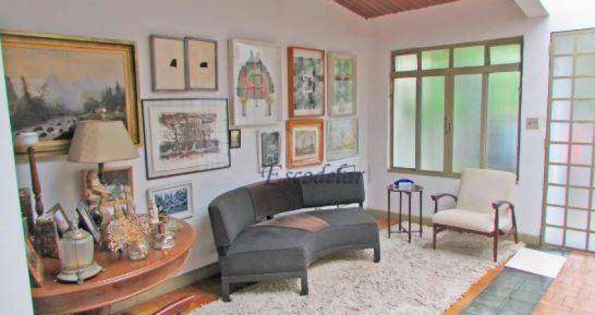 Casa com 3 dormitórios à venda, 500 m² por R$ 3.845.000,00 - Jardim Paulista - São Paulo/SP