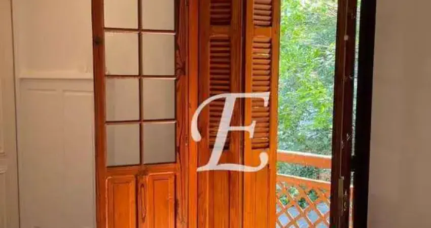 Casa a VENDA  , condomínio fechado, com 4 quartos, 2 vagas, em Vila Fechada no Jardim Paulistano-: Travessa República do Suriname,  Cond. particular