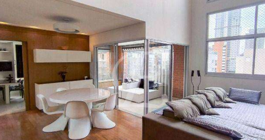 Apartamento Duplex à venda em Pinheiros, Mobiliado com 3 Suítes e 3 Vagas