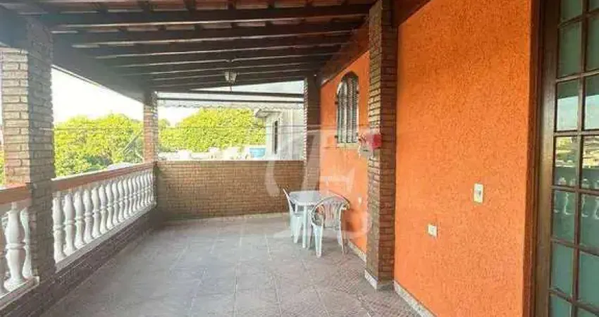 casa, a venda,  com 3 quartos, 3 banheiros,2 vagas , 196m2 na Vila Ayrosa - Osasco