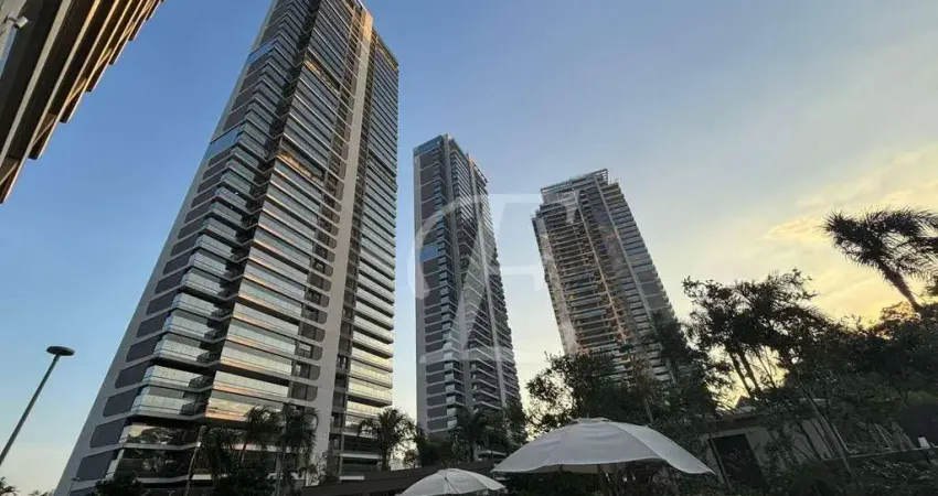 240m2, 04 suítes, novo, lazer total de condomínio clube com boliche, complexo do hospital e faculdade albert einstein, hotel emiliano