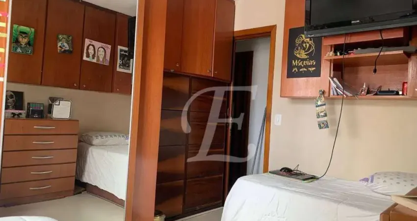 Casa à Venda (sobrado)com 220m², 3 quartos, 2 salas, 2 vagas, segurança total – Vila Campo Grande