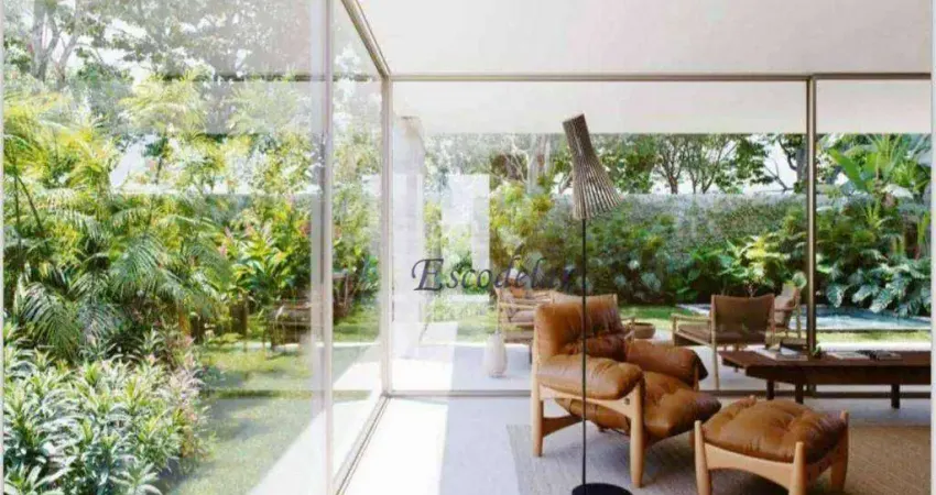 Casa a venda em condomínio fechado, 3 suítes,6 banheiros, 4 vagas, próximo ao Parque do Cordeiro. Jardim Petrópolis