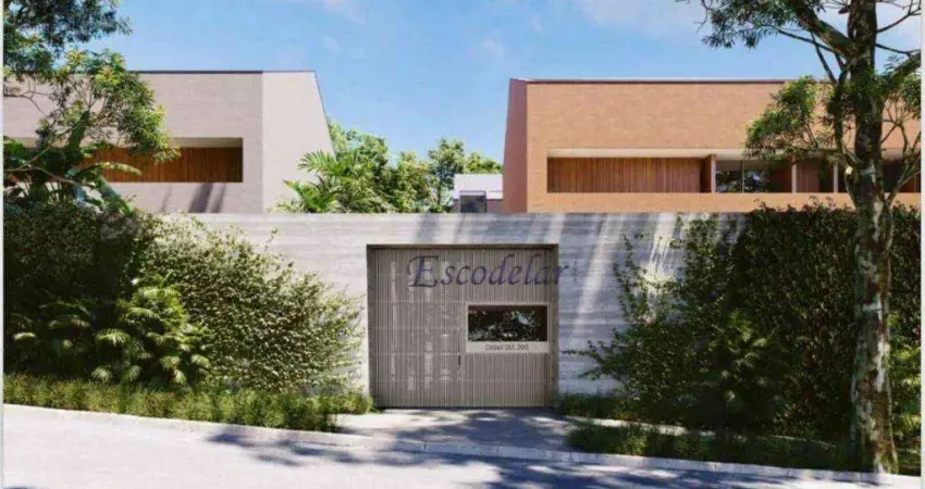 Casa a venda em condomínio fechado, 3 suítes,6 banheiros, 4 vagas, próximo ao Parque do Cordeiro. Jardim Petropólis