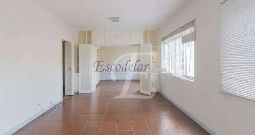 Apartamento para alugar com 173m², andar alto, 3 quartos, 1 suíte, e 2 vagas