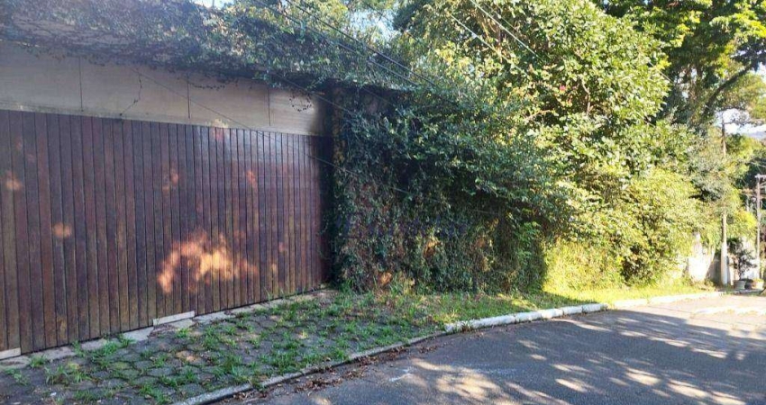 Sobrado com 5 dormitórios à venda, 892 m² por R$ 3.720.000,00 - Tremembé - São Paulo/SP