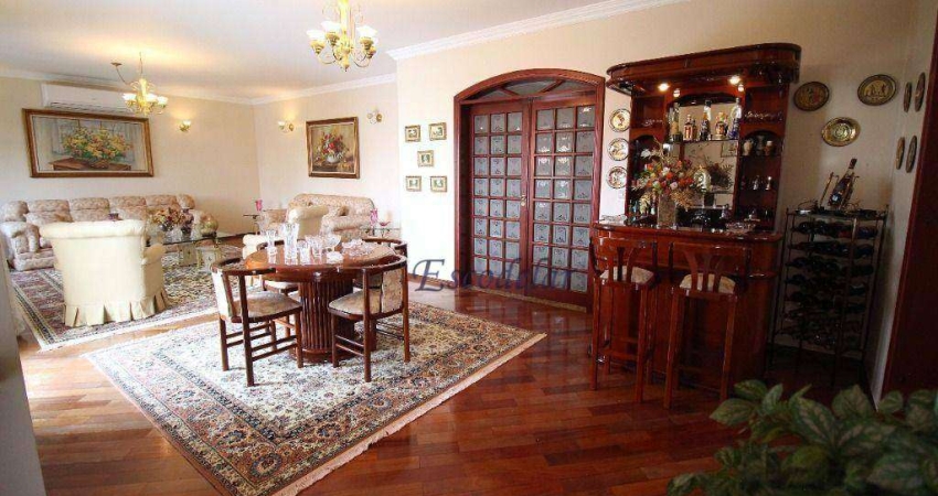 Casa com 5 dormitórios à venda, 581 m² por R$ 2.200.000,00 - Tremembé - São Paulo/SP