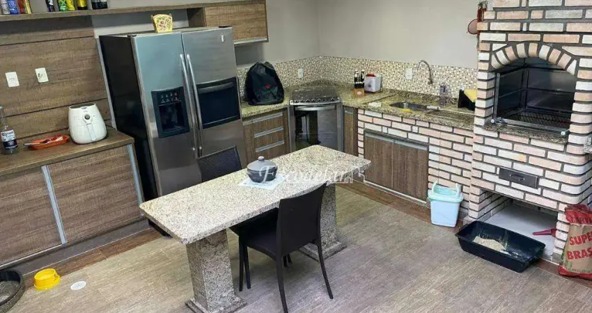 Sobrado com excelente espaço gourmet, 3 dormitórios sendo 3 suítes com 4 vagas à venda, 146 m² por R$ 900.000 - Vila Constança - São Paulo/SP