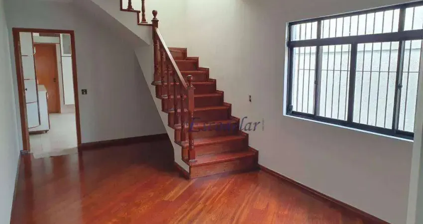 Sobrado com 227mts2 com 3suítes,6vagas com sala ampla para 2 ambientes no Jardim Paraiso.