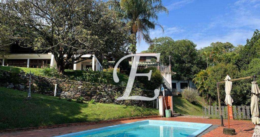 Casa com 3 dormitórios à venda, 500 m² por R$ 1.485.000,00 - Alpes da Cantareira - Mairiporã/SP