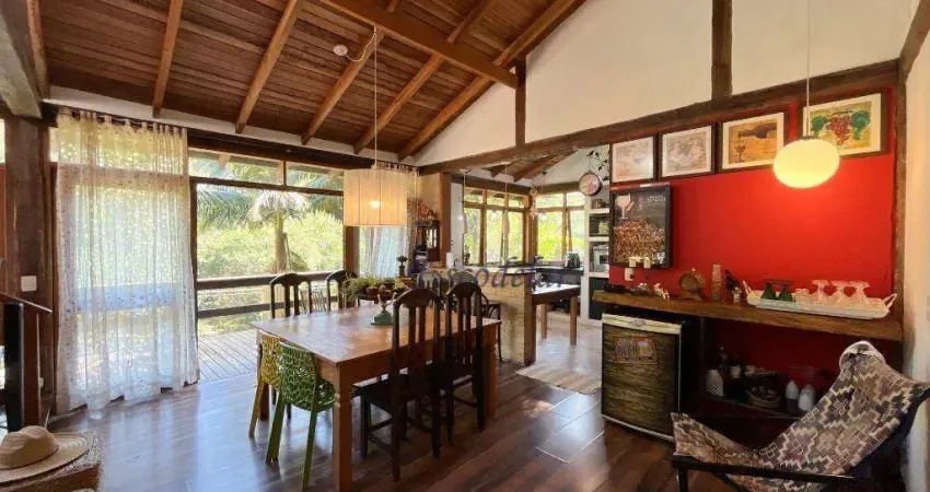 Casa com 3 dormitórios à venda, 241 m² por R$ 1.280.000,00 - Serra da Cantareira - Mairiporã/SP
