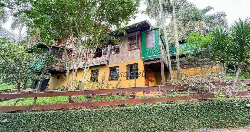Serra da cantareira, casa com 3 dormitórios à venda, 220 m² por r$ 1.390.000 - parque petrópolis - mairiporã/sp