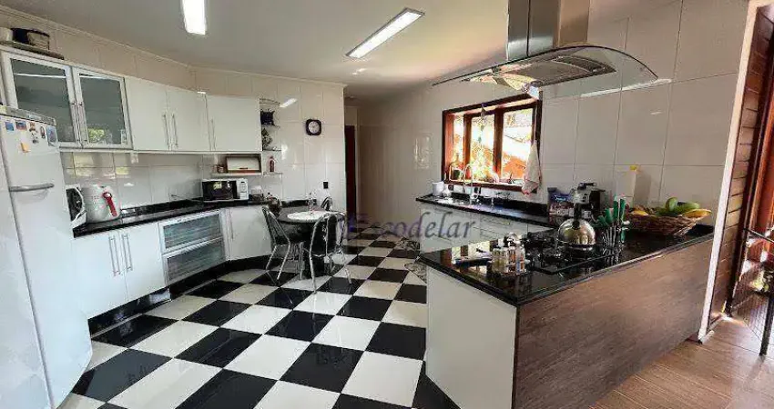 Casa com 3 dormitórios à venda, 304 m² por R$ 1.549.000,00 - Alpes da Cantareira - Mairiporã/SP