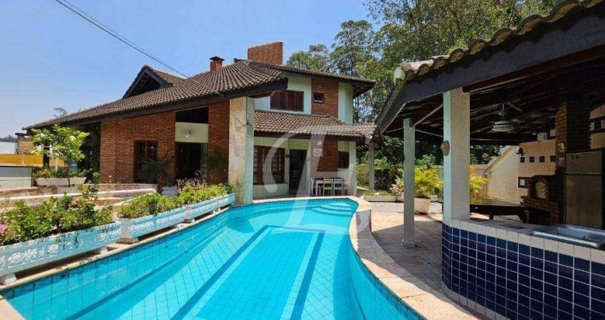 Sobrado à venda | 490m² | 4 suítes | 8 vagas | Barro Branco (Zona Norte) - São Paulo/SP