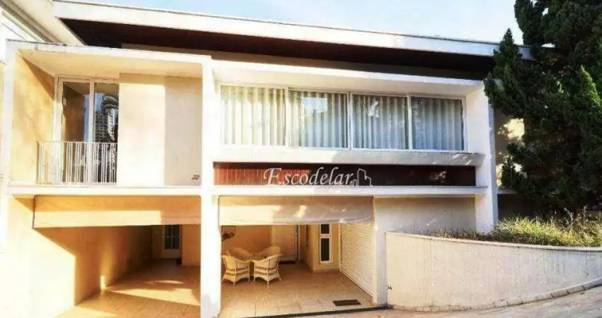 Elegância e Exclusividade em Santana – Sua Casa dos Sonhos em Condomínio Fechado!