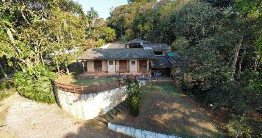 Casa com 3 dormitórios à venda, 350 m² por R$ 1.500.000,00 - Roseira - Mairiporã/SP