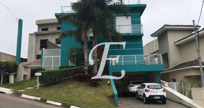 Casa com 3 dormitórios à venda em  Suru - Santana de Parnaíba/SP