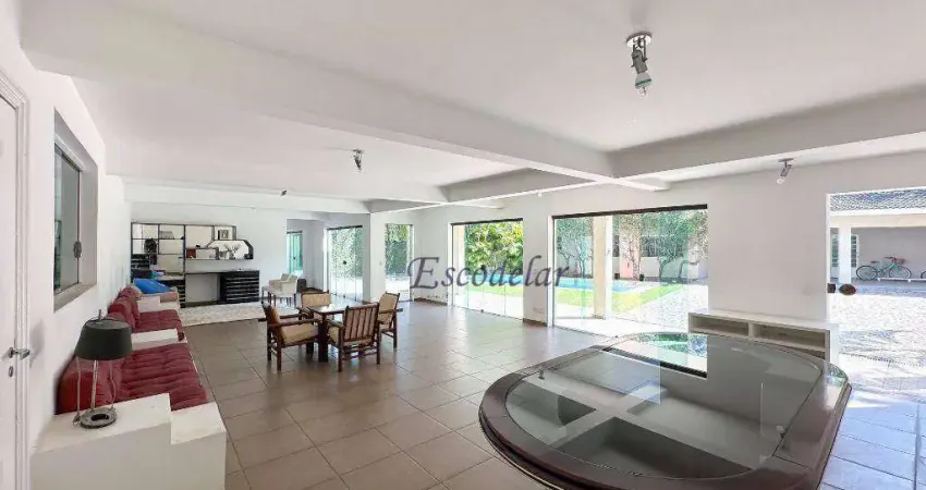 Casa com 4 dormitórios à venda, 376 m² por R$ 7.700.000,00 - Alphaville - Barueri/SP