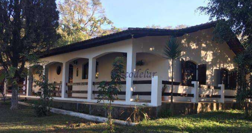Sítio com 4 dormitórios à venda, 50000 m² por R$ 6.000.000,00 - Pirucaia - Mairiporã/SP