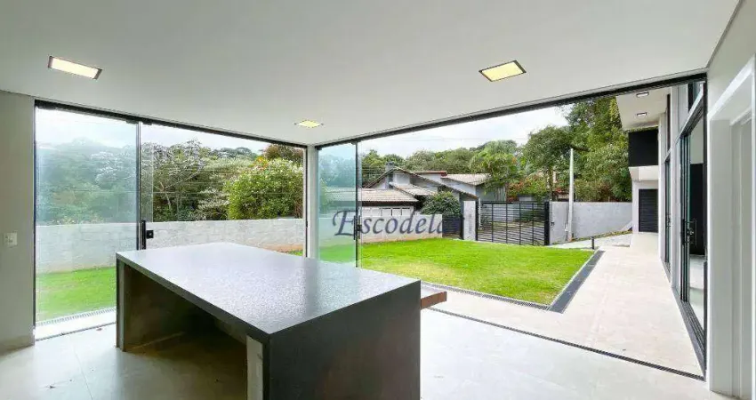 Casa com 3 dormitórios à venda, 200 m² por R$ 1.600.000 - Condomínio - Serra da Cantareira