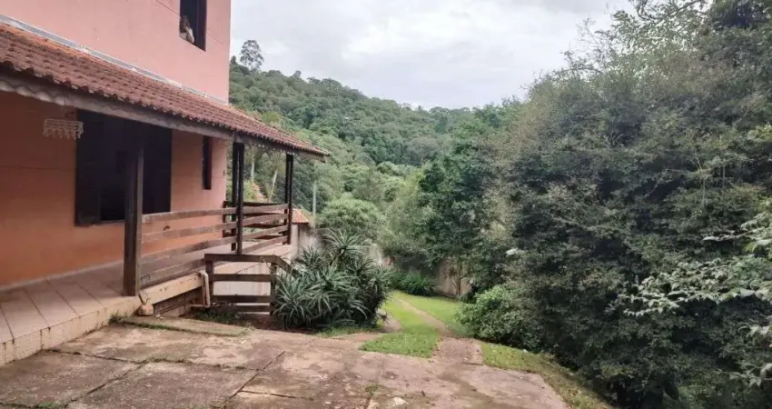 Casa com 5 dormitórios à venda, 232 m² por R$ 880.000,00 - Serra da Cantareira - Mairiporã/SP