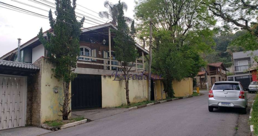 Casa com 3 dormitórios à venda, 260 m² por R$ 800.000,00 - Condomínio Irara Branca - Mairiporã/SP