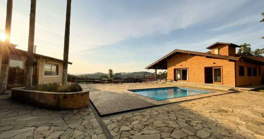 Casa com 4 dormitórios à venda, 650 m² por R$ 2.496.000,00 - Roseira - Mairiporã/SP