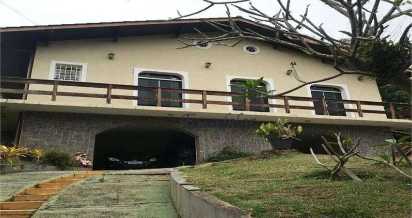 Casa com 3 dormitórios à venda, 200 m² por R$ 1.480.000,00 - Parque Petrópolis - Mairiporã/SP