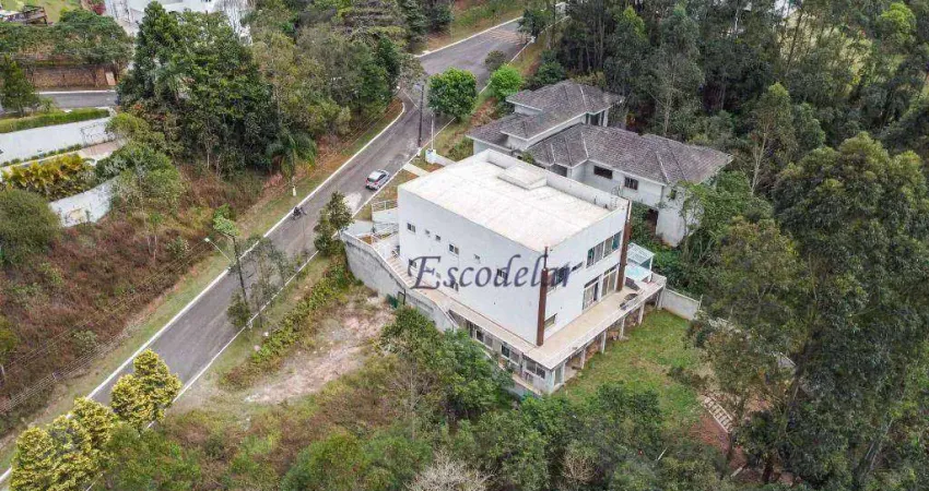 Casa com 5 dormitórios à venda, 400 m² por R$ 2.640.000,00 - Condomínio Suíça da Cantareira - Mairiporã/SP