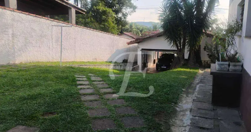 Casa com 5 dormitórios à venda, 300 m² por R$ 1.699.000,00 - Parque Petrópolis - Mairiporã/SP
