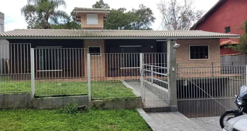 Casa com 3 dormitórios à venda, 193 m² por R$ 1.250.000,00 - Alpes da Cantareira - Mairiporã/SP