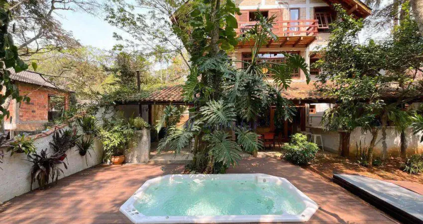 Casa com 3 dormitórios à venda, 280 m² por R$ 1.900.000,00 - Sausalito - Mairiporã/SP