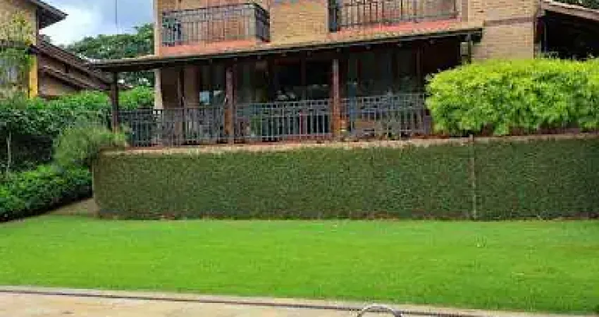 Casa com 3 dormitórios à venda, 280 m² por R$ 1.790.000,00 - Parque Petrópolis - Mairiporã/SP