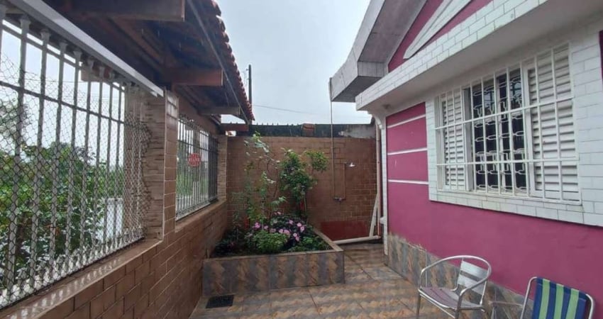 Casa à venda em Praia Grande, Vila Caiçara, com 2 quartos, 180m²