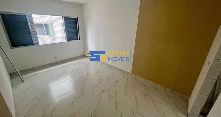 KITÃO REFORMADO à venda em Praia Grande, Boqueirão, 33m²