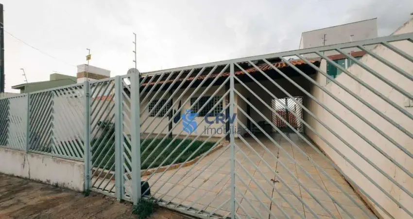 Sobrado com 3 dormitórios à venda, 250 m² por R$ 650.000,00 - Universitário - Londrina/PR