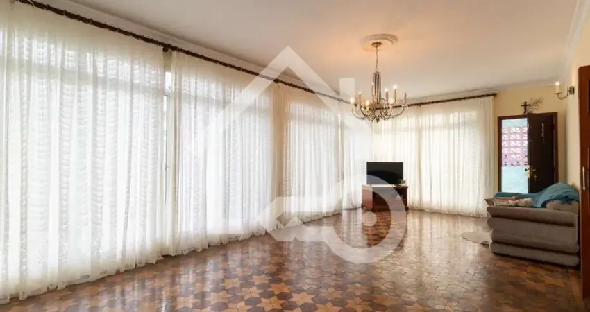 Casa com 3 quartos para alugar na Avenida Onze de Agosto, 174, Anchieta, São Bernardo do Campo